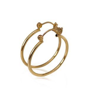 Medium Hoop Earrings in 14k Yellow Gold 1.5 Diamet